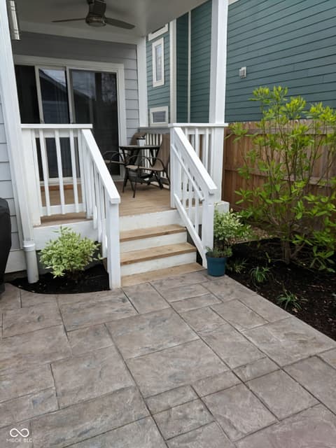 Outdoor living area at 812 E Minnesota Street, Indianapolis, IN