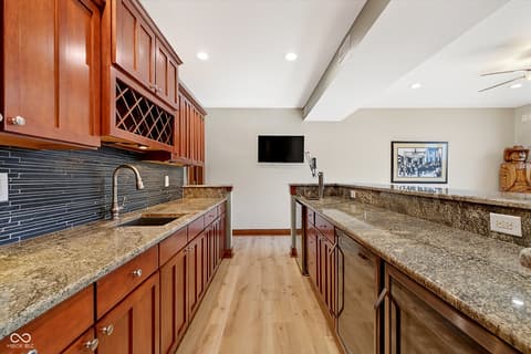 Photo of 4248 Creekside Pass, Zionsville, IN