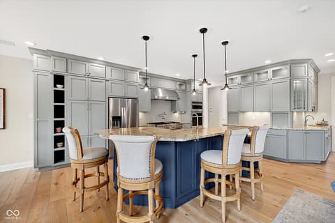 Photo of 4248 Creekside Pass, Zionsville, IN