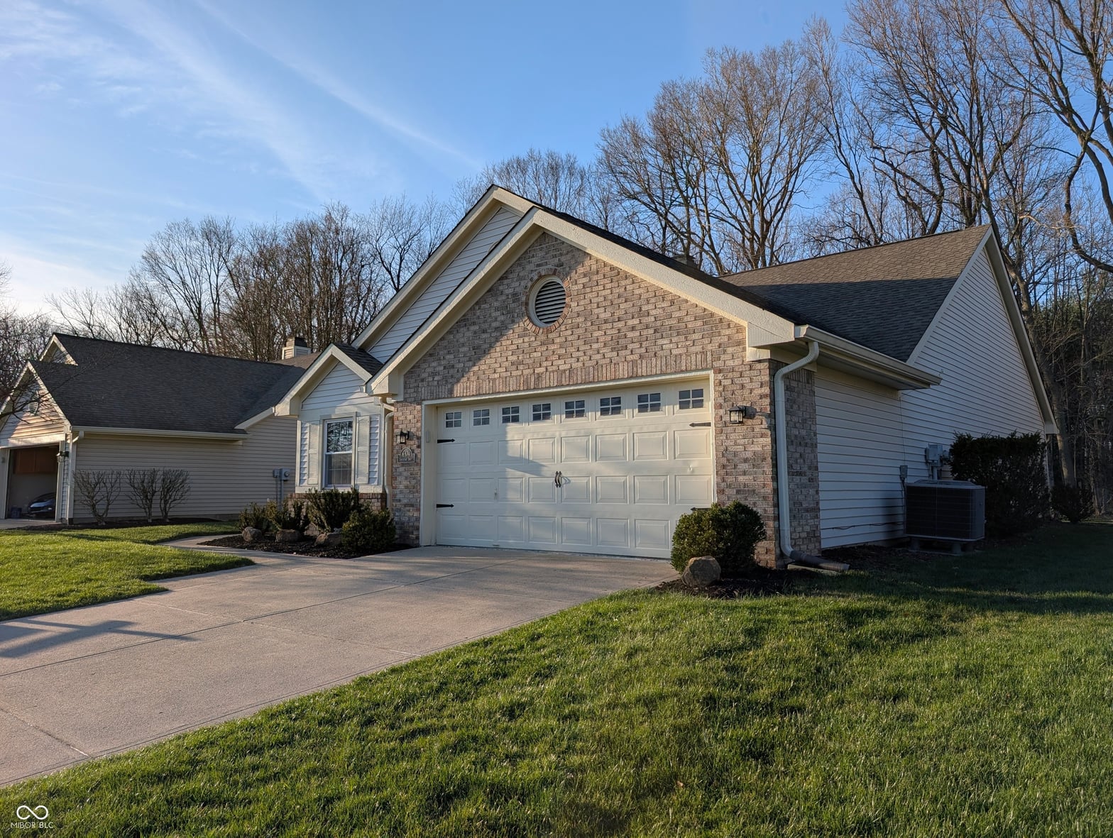 Photo of 6374 Stratford Drive N, Fishers, IN