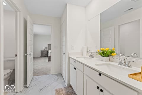 Bathroom at 1426 Covington Boulevard, Franklin, IN