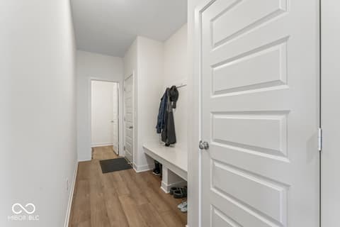 Laundry room at 1426 Covington Boulevard, Franklin, IN