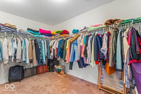 Walk In Closets — 5924 Wintersweet Lane, Whitestown, IN