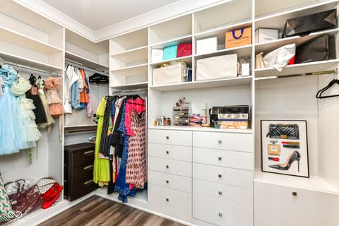 Walk In Closets — 1571 Lash Street, Carmel, IN