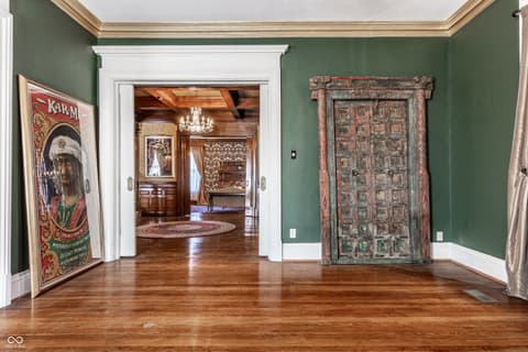 Photo of 825 E Washington Street, Muncie, IN