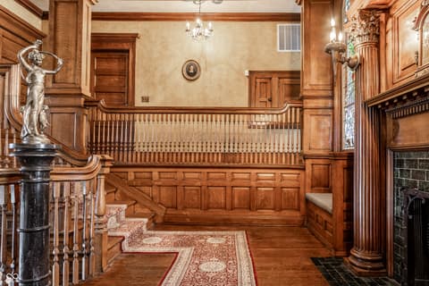 Photo of 825 E Washington Street, Muncie, IN