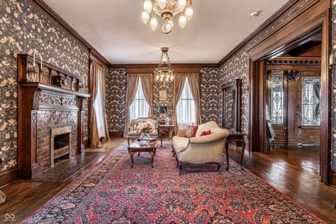 Photo of 825 E Washington Street, Muncie, IN