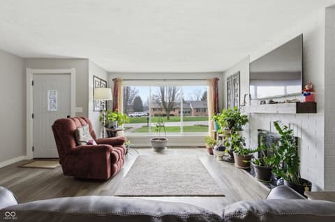 Living room at 1324 Westwood Boulevard, Connersville, IN