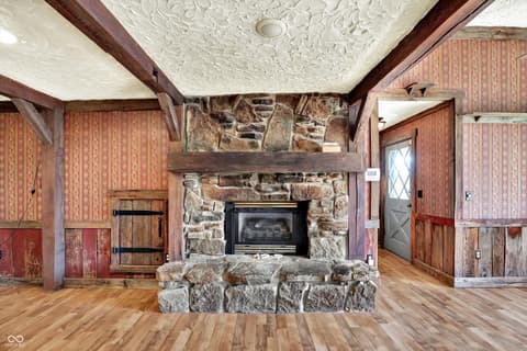 Photo of 122 Edgewood Drive, Bedford, IN