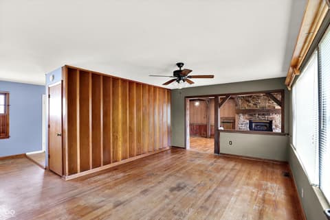 Photo of 122 Edgewood Drive, Bedford, IN