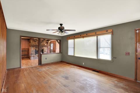 Photo of 122 Edgewood Drive, Bedford, IN