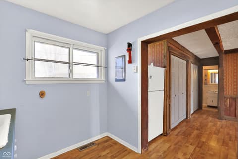 Photo of 122 Edgewood Drive, Bedford, IN