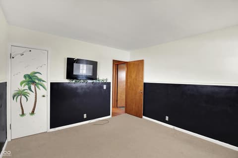 Photo of 122 Edgewood Drive, Bedford, IN