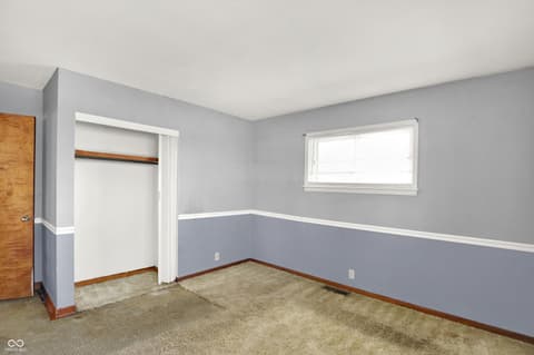Photo of 122 Edgewood Drive, Bedford, IN