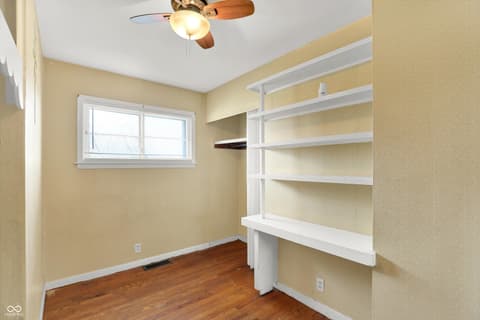 Photo of 122 Edgewood Drive, Bedford, IN