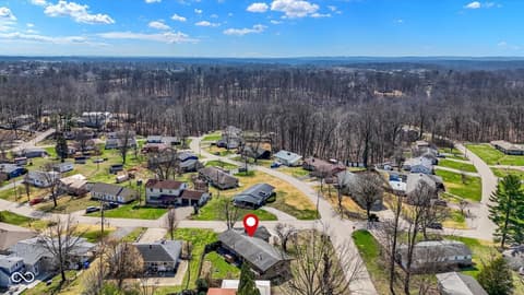 Photo of 122 Edgewood Drive, Bedford, IN