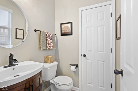 Photo of 10936 Pebblestone Way, Brownsburg, IN