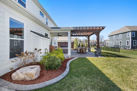 Photo of 10936 Pebblestone Way, Brownsburg, IN