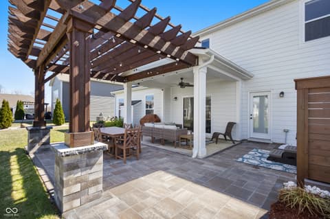 Photo of 10936 Pebblestone Way, Brownsburg, IN