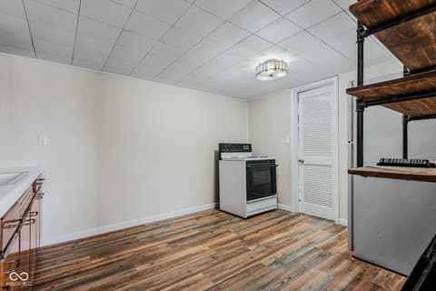 Photo of 3050 Washington Street, Columbus, IN