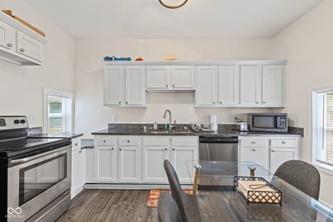 Photo of 1148 Lexington Avenue, Indianapolis, IN