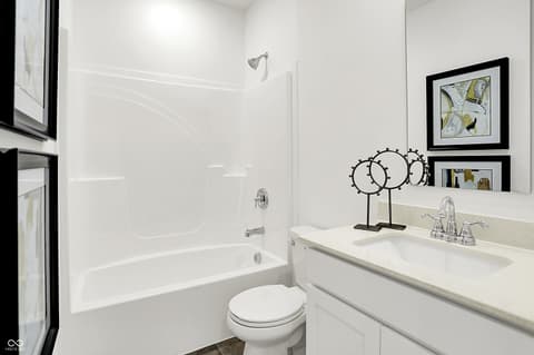 Photo of 304 N Addison Drive, Greenfield, IN