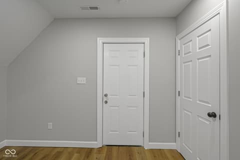 Foyer at 2209 Noble Street, Anderson, IN