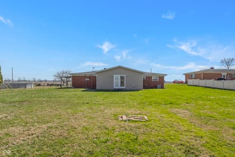 Photo of 6452 E 550 N, Columbus, IN
