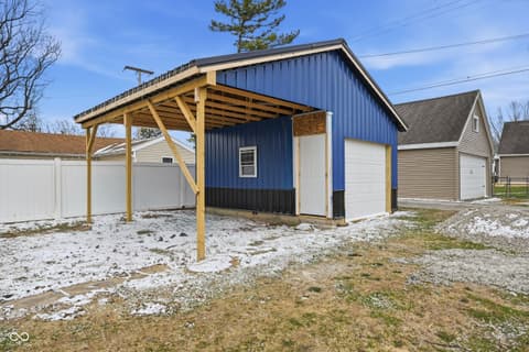 Out Buildings — 404 E Thompson Street, Winchester, IN