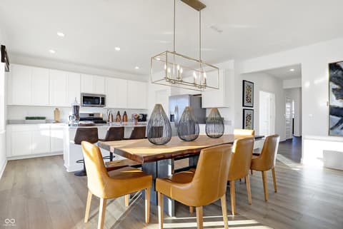 Dining room at 19811 Timbers Parkway, Noblesville, IN