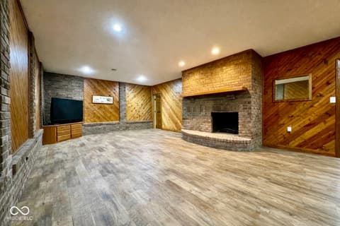 Photo of 1531 S County Road 150 W, Brownstown, IN