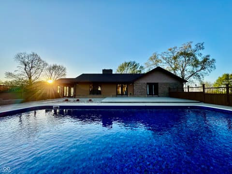 Photo of 1531 S County Road 150 W, Brownstown, IN