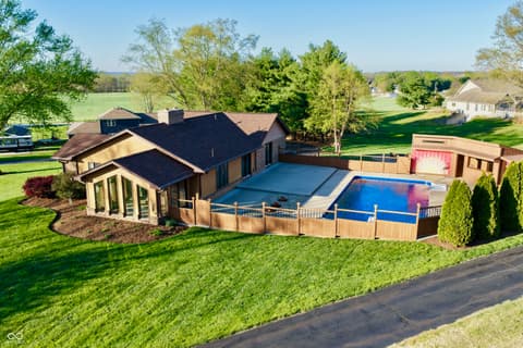 Photo of 1531 S County Road 150 W, Brownstown, IN