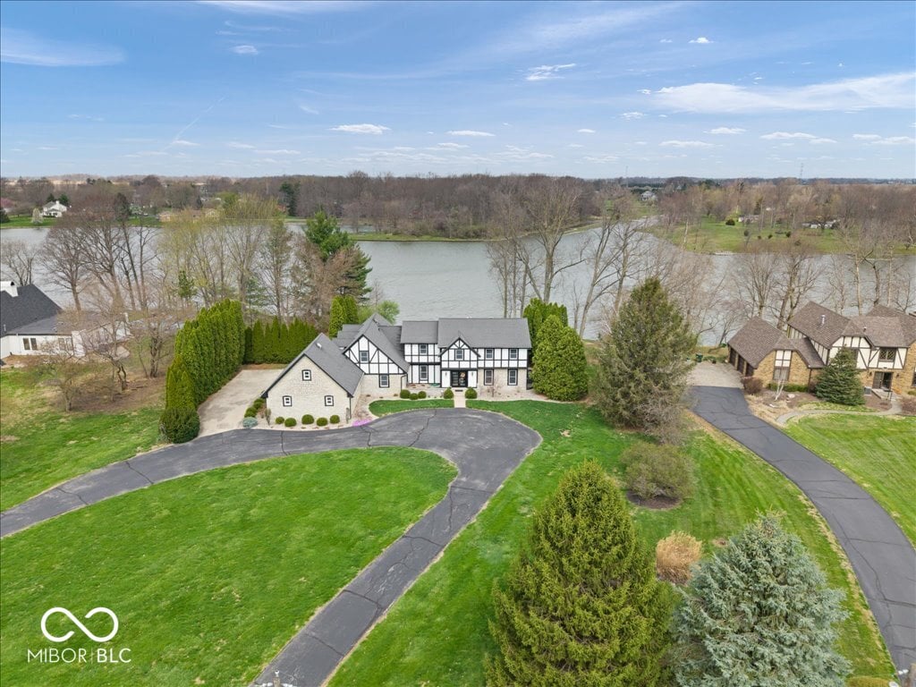 Photo of 5720 N Sugar Hills Drive, Greenfield, IN