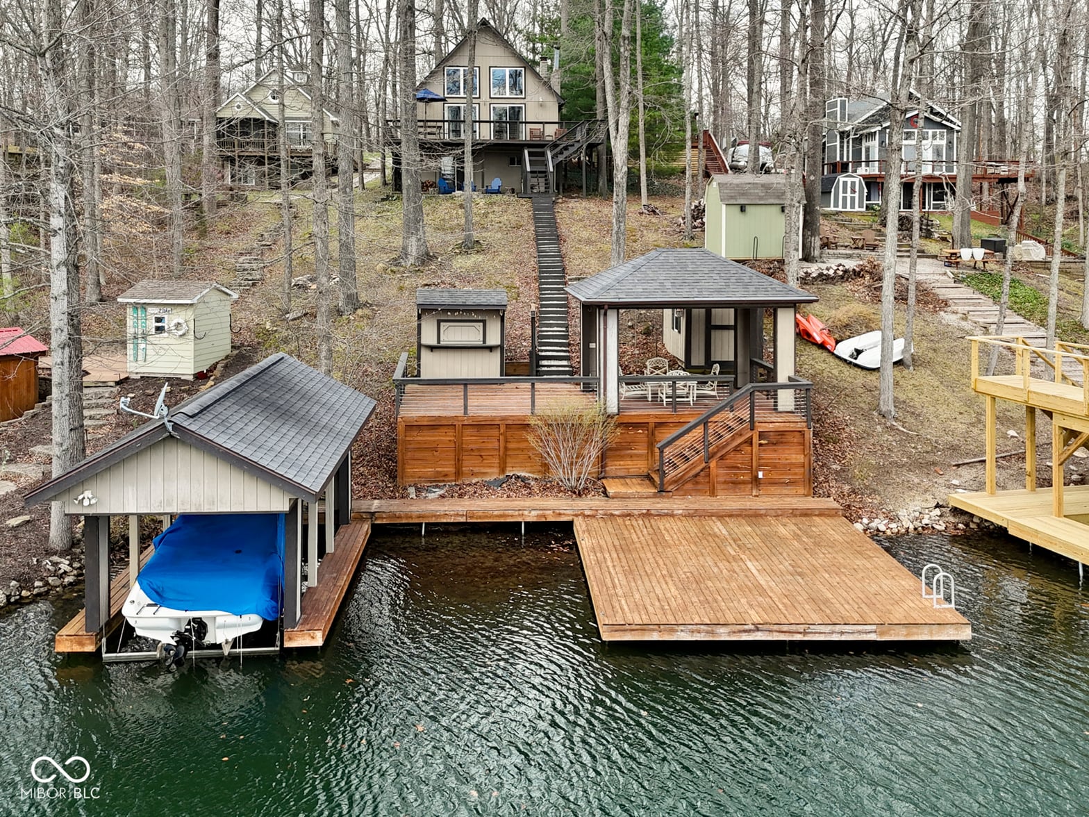 Photo of 6441 Robin Drive, Nineveh, IN