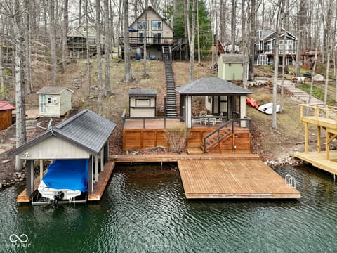 6441 Robin Drive