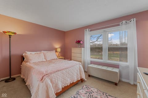 Photo of 17975 E County Road 365 N, Hope, IN