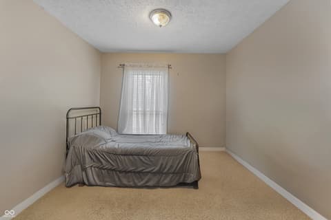 Photo of 17975 E County Road 365 N, Hope, IN
