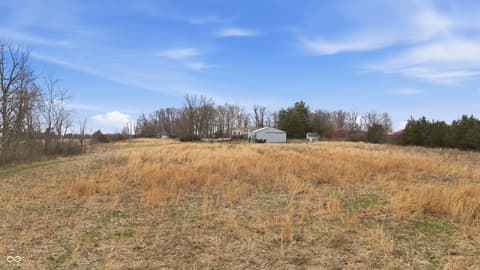 Photo of 17975 E County Road 365 N, Hope, IN
