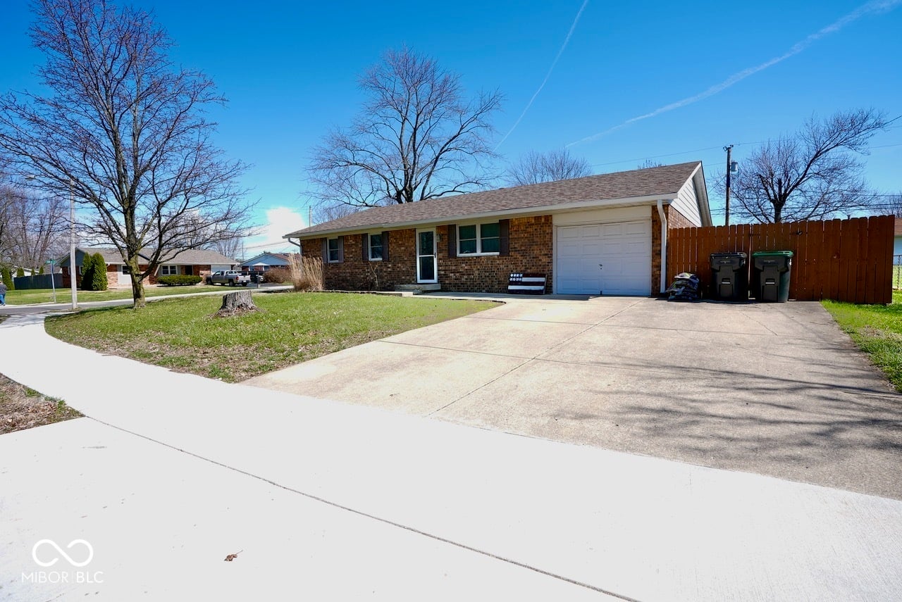 Front exterior at 131 West Street, Whiteland, IN
