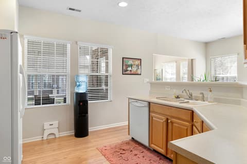 Photo of 5079 Bally Bunion Drive, Avon, IN