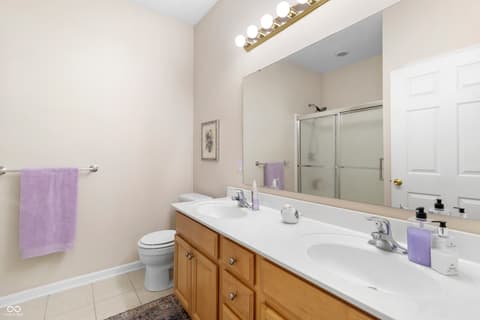 Photo of 5079 Bally Bunion Drive, Avon, IN