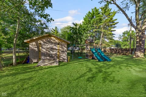 Yard at 3012 E 6th Street, Anderson, IN