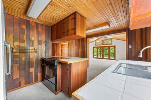 Photo of 4837 Covered Bridge Road, Nashville, IN