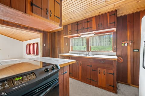 Photo of 4837 Covered Bridge Road, Nashville, IN