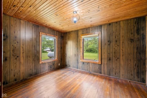 Photo of 4837 Covered Bridge Road, Nashville, IN