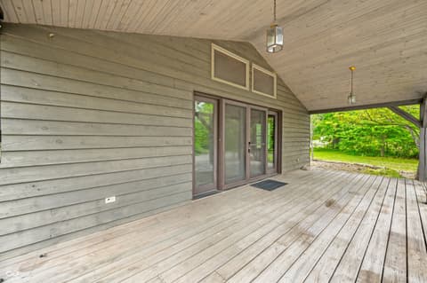 Photo of 4837 Covered Bridge Road, Nashville, IN