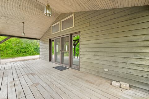 Photo of 4837 Covered Bridge Road, Nashville, IN