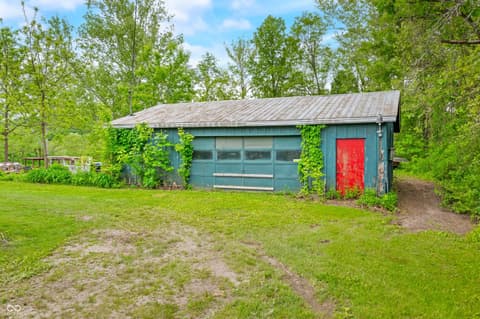 Photo of 4837 Covered Bridge Road, Nashville, IN
