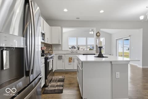 Kitchen at 1276 Sanderling Drive, Greenwood, IN